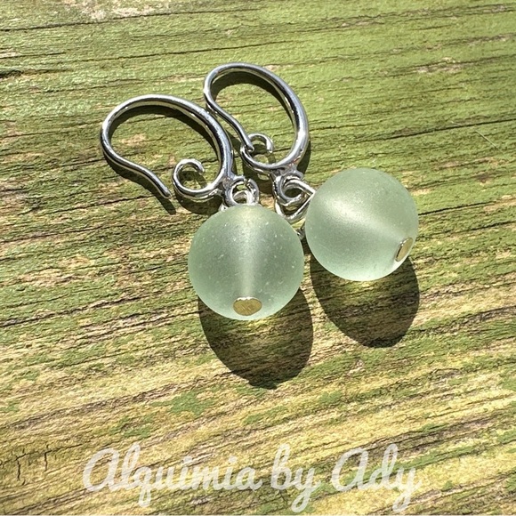 NATURAL AVENTURINE DROP EARRINGS - Picture 1 of 1